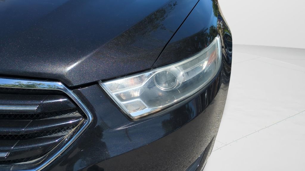 Used 2014 Ford Taurus Limited w/ Equipment Group 301A image 24