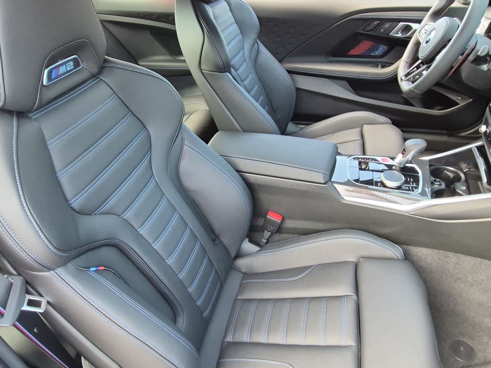 New 2026 BMW M2 w/ Lighting Package RWD image 32