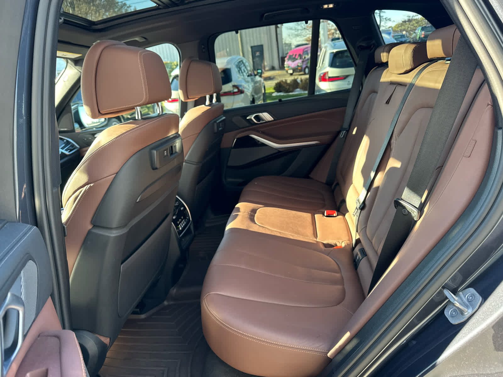 Used 2021 BMW X5 xDrive45e w/ Executive Package image 14