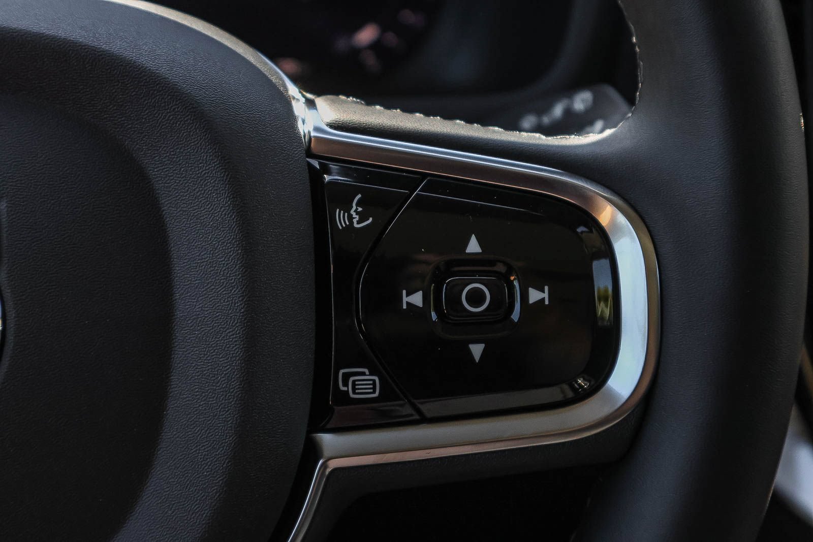 New 2026 Volvo XC90 B6 Plus w/ Protection Package AWD/4WD image 33