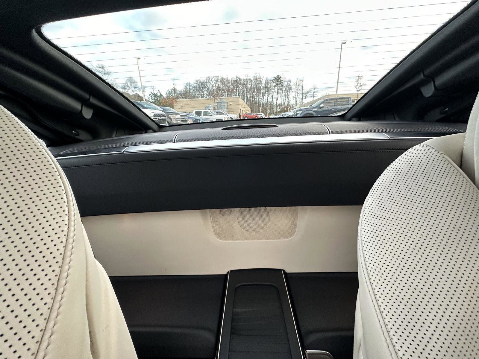 Used 2017 Mercedes-Benz SL 550 image 44