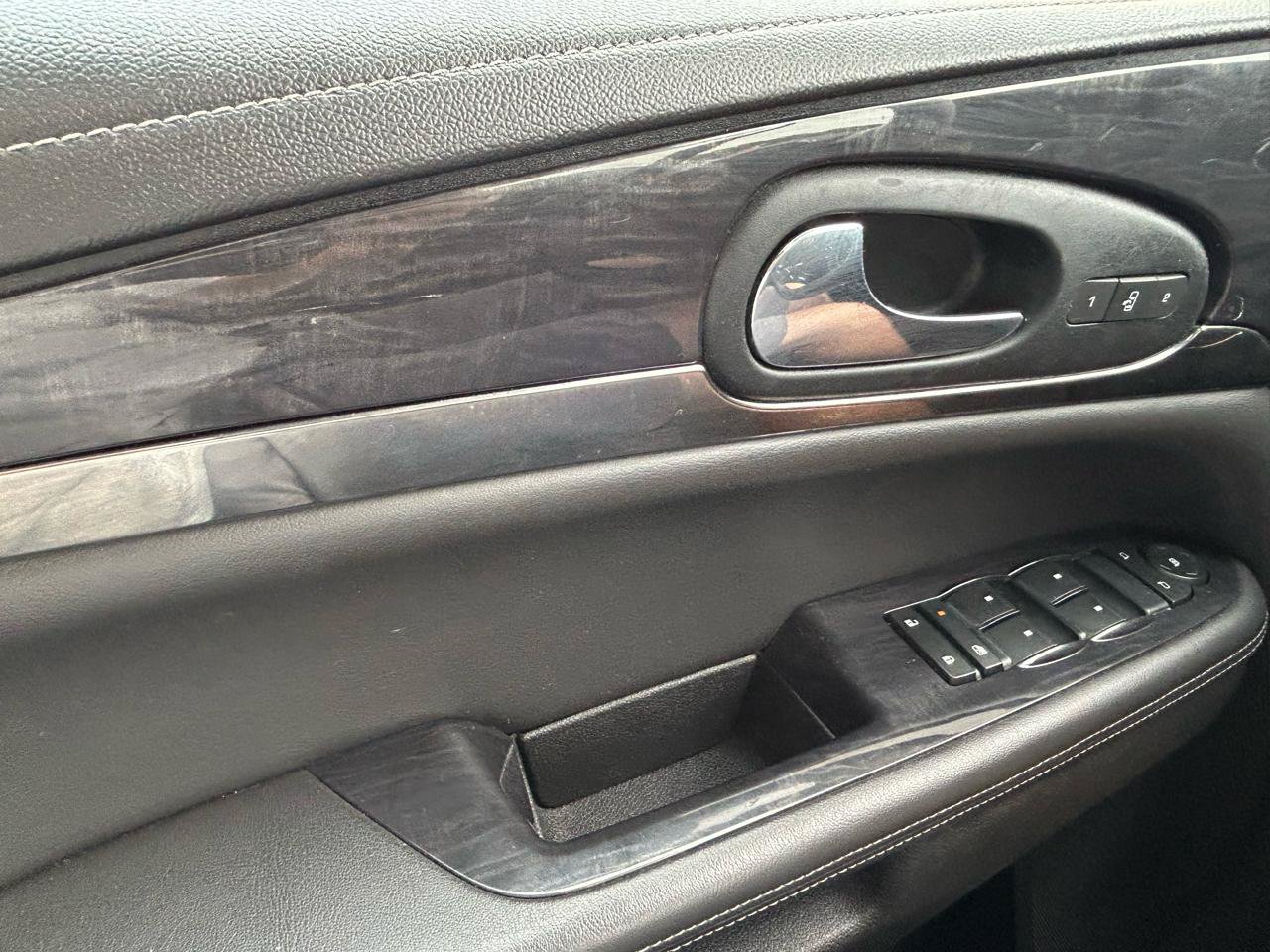 Used 2016 Buick Enclave Leather FWD image 29