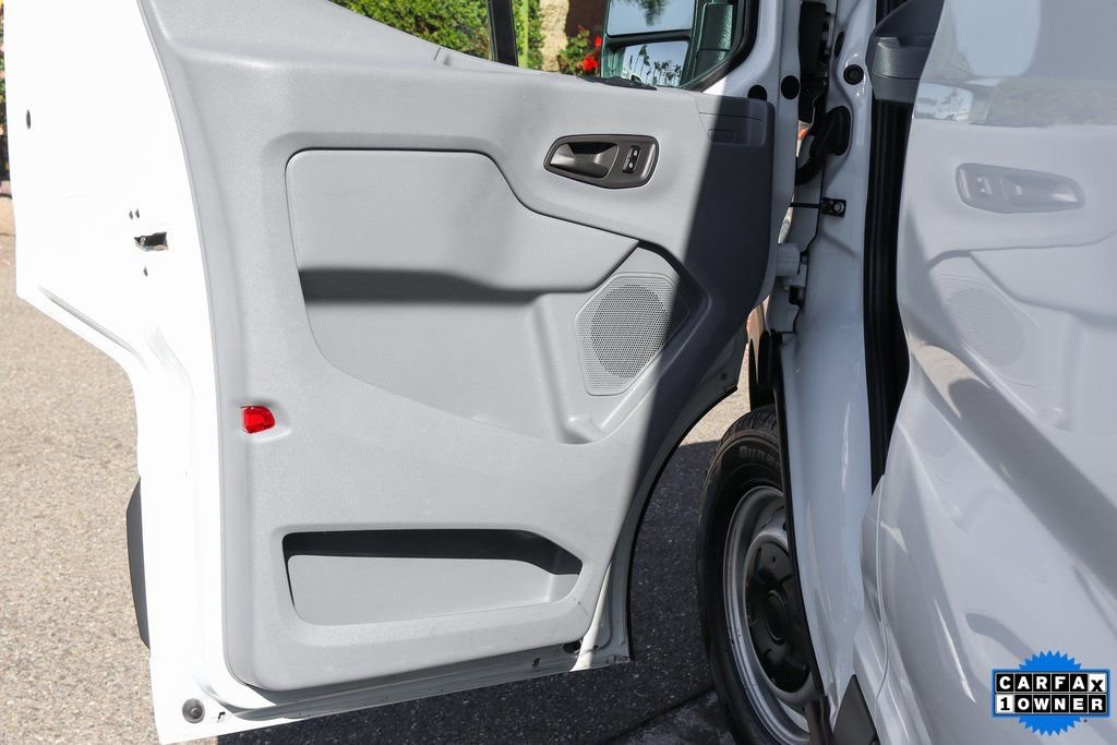 Used 2018 Ford Transit 350 XL image 12