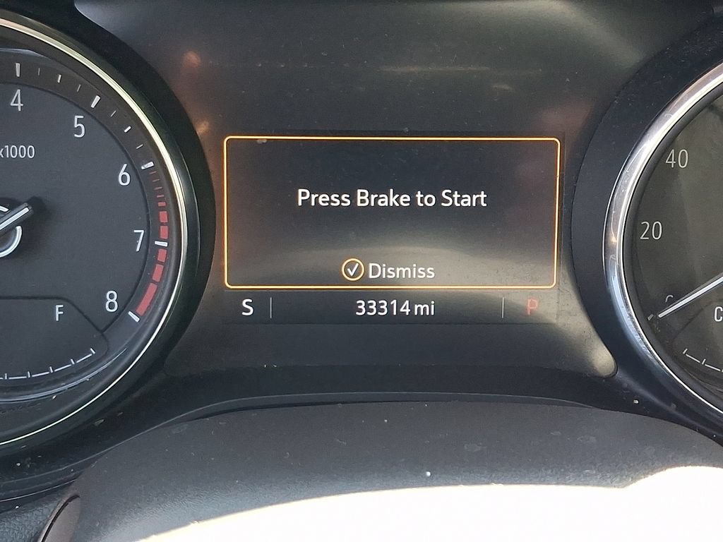 Used 2022 Buick Encore GX Preferred AWD/4WD image 18
