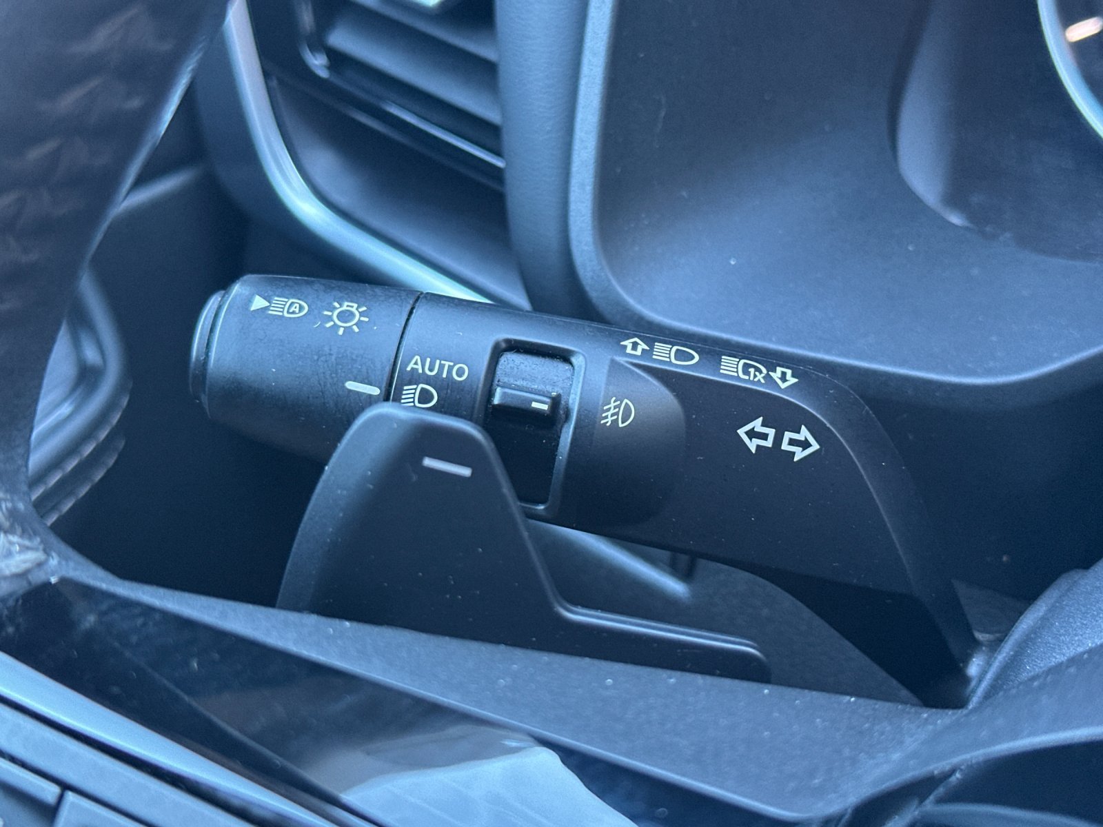 Used 2021 Nissan Rogue SL w/ Premium Package FWD image 28
