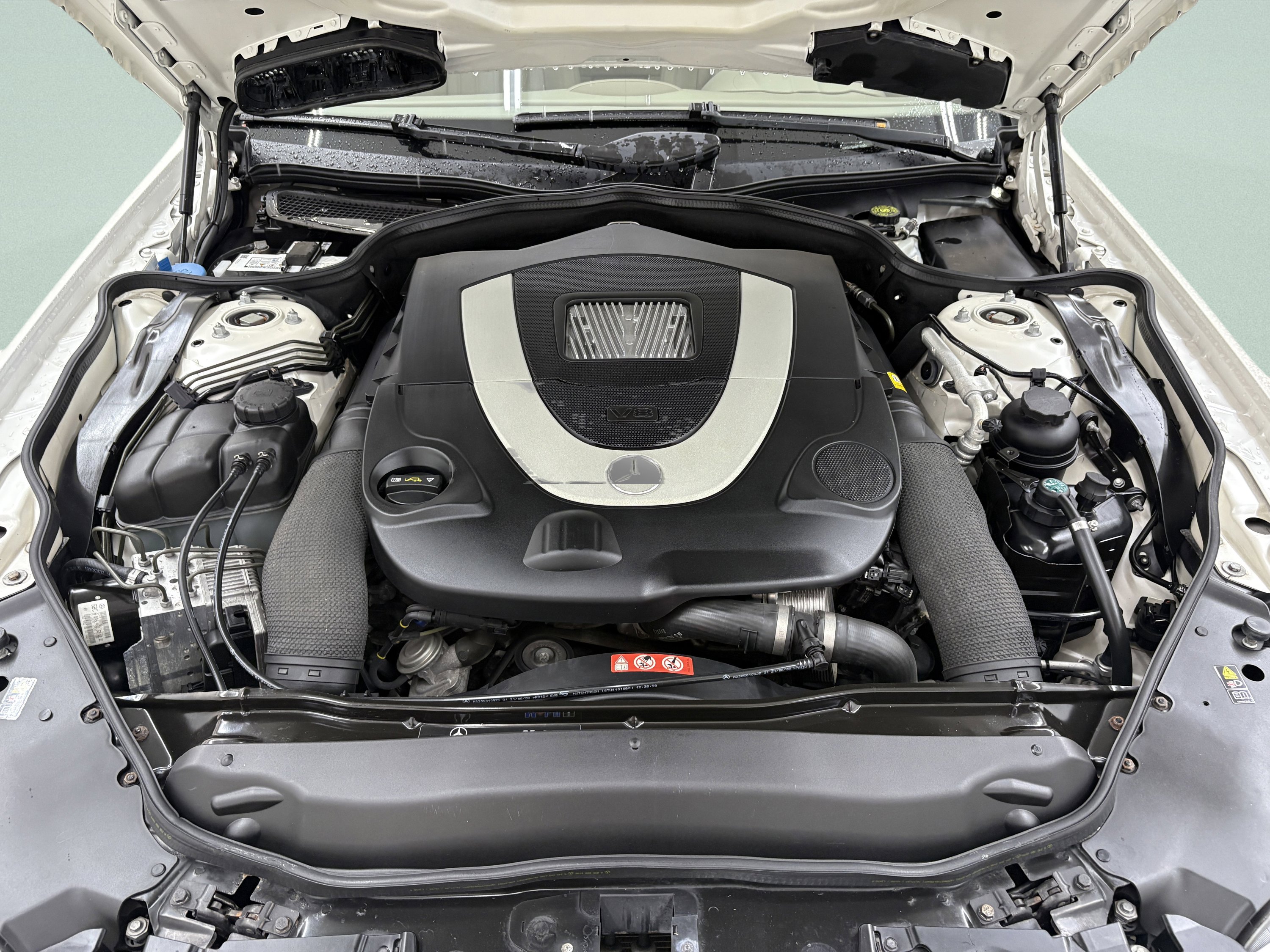 Used 2011 Mercedes-Benz SL 550 image 15