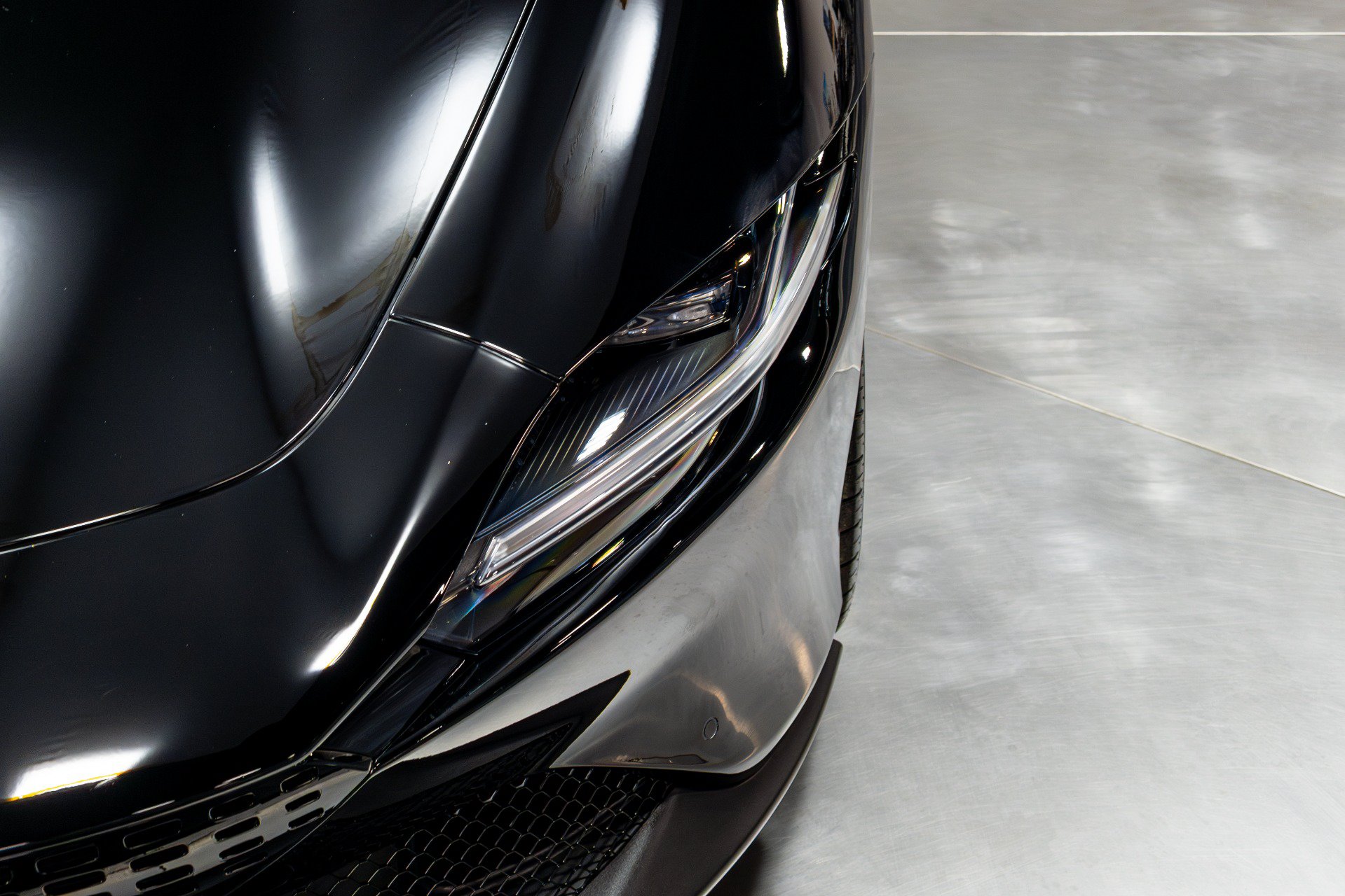 Used 2022 Ferrari Roma RWD image 53