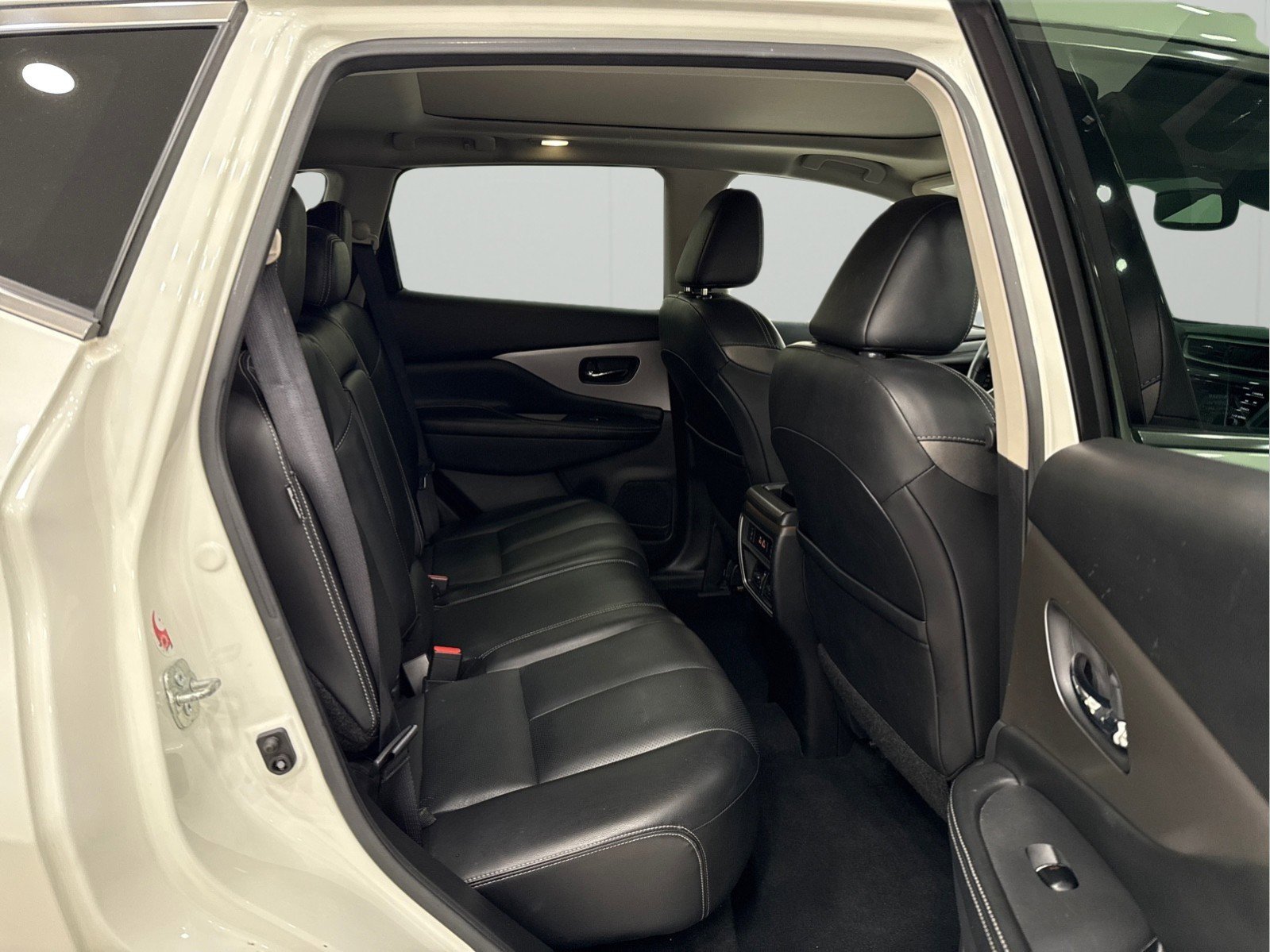 Used 2021 Nissan Murano SL w/ SL Moonroof Package image 49