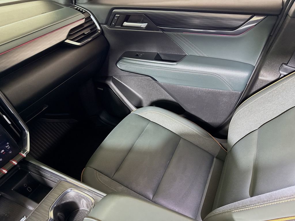 Used 2024 GMC Acadia AT4 w/ LPO, Floor Liner Package image 23