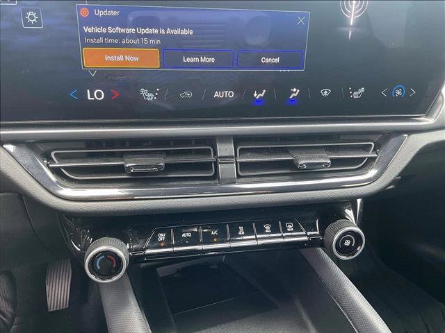 Used 2025 Chevrolet Equinox EV RS FWD image 24