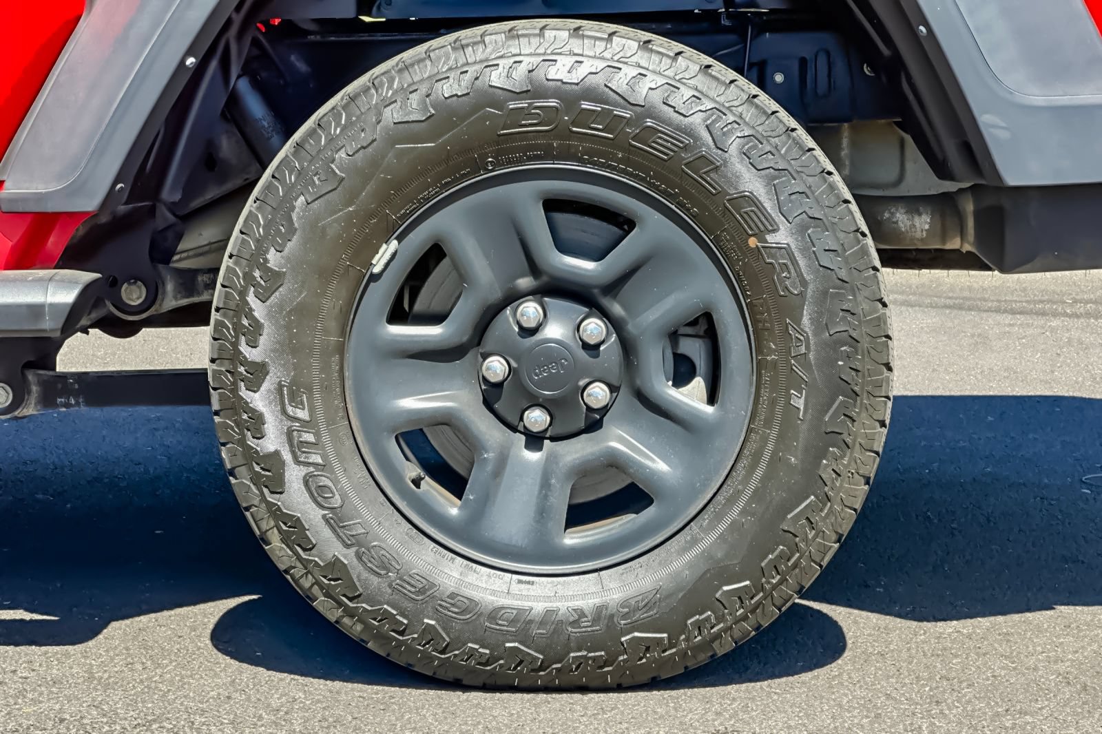 Used 2021 Jeep Gladiator Sport w/ Trailer Tow Package AWD/4WD image 38