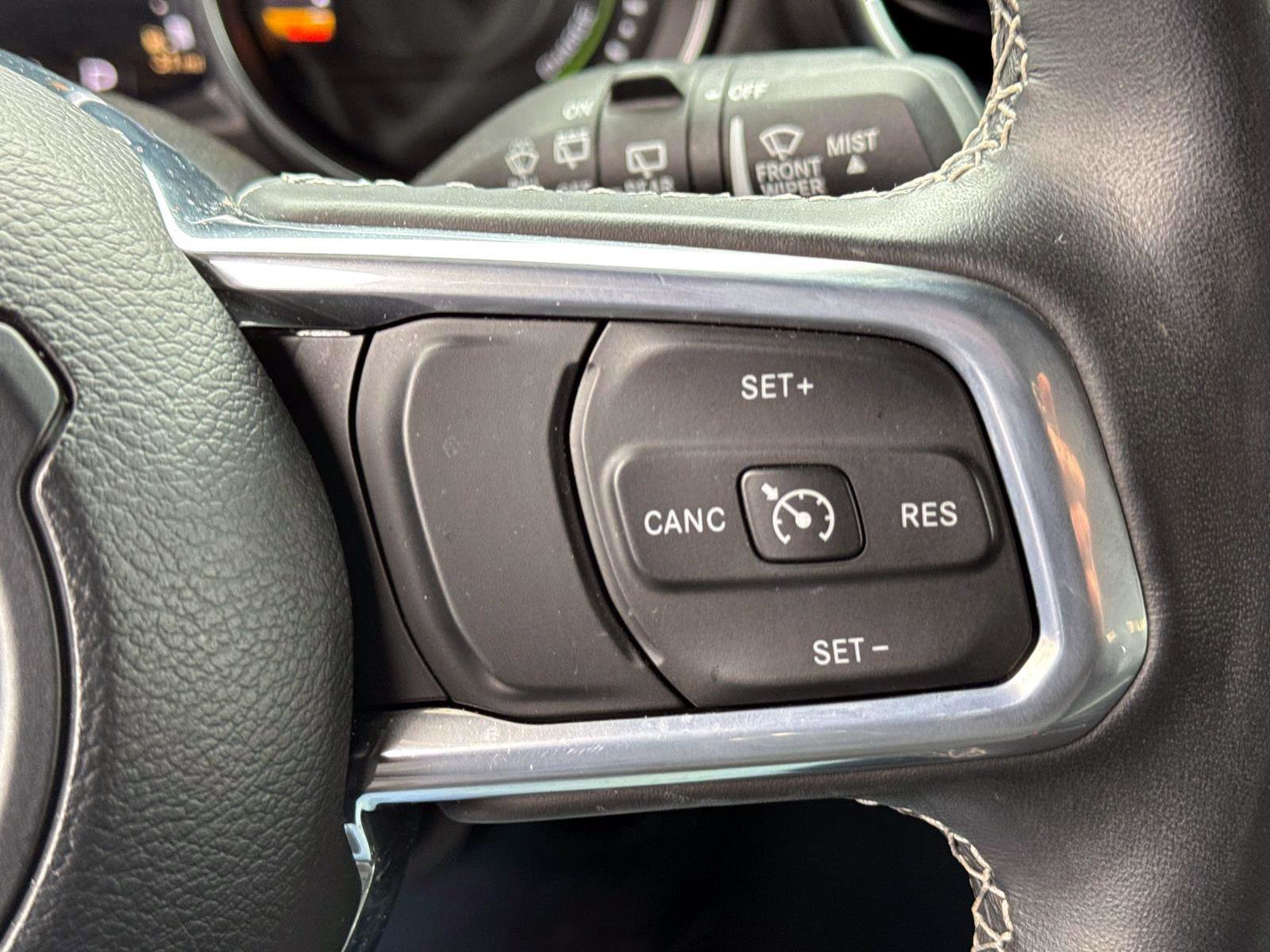 Used 2023 Jeep Wrangler Unlimited Sahara w/ Cold Weather Group image 17