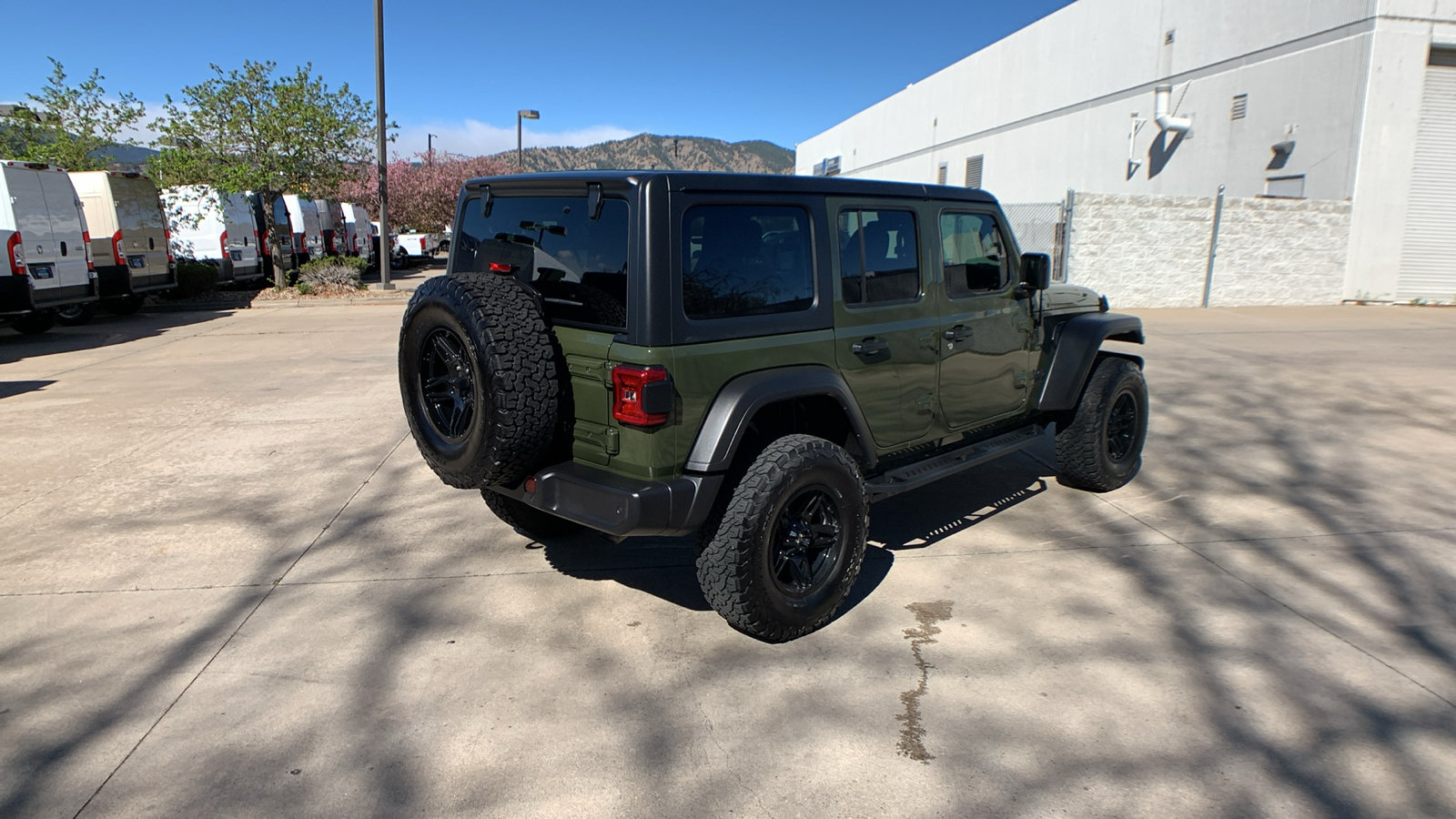 Used 2022 Jeep Wrangler Unlimited Sport AWD/4WD image 5