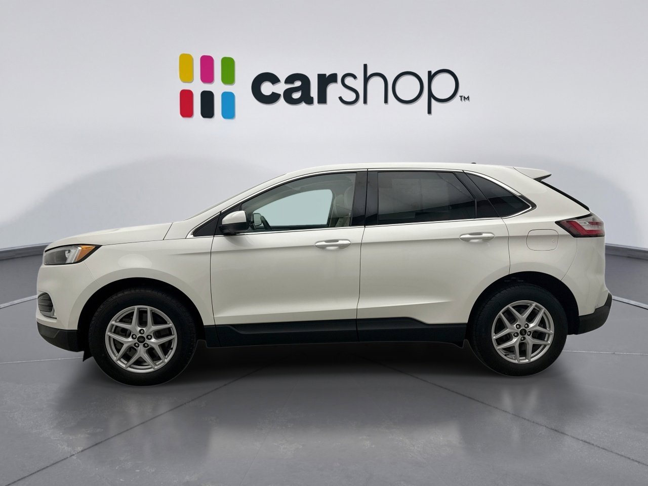 Used 2023 Ford Edge SEL w/ Convenience Package AWD/4WD image 2