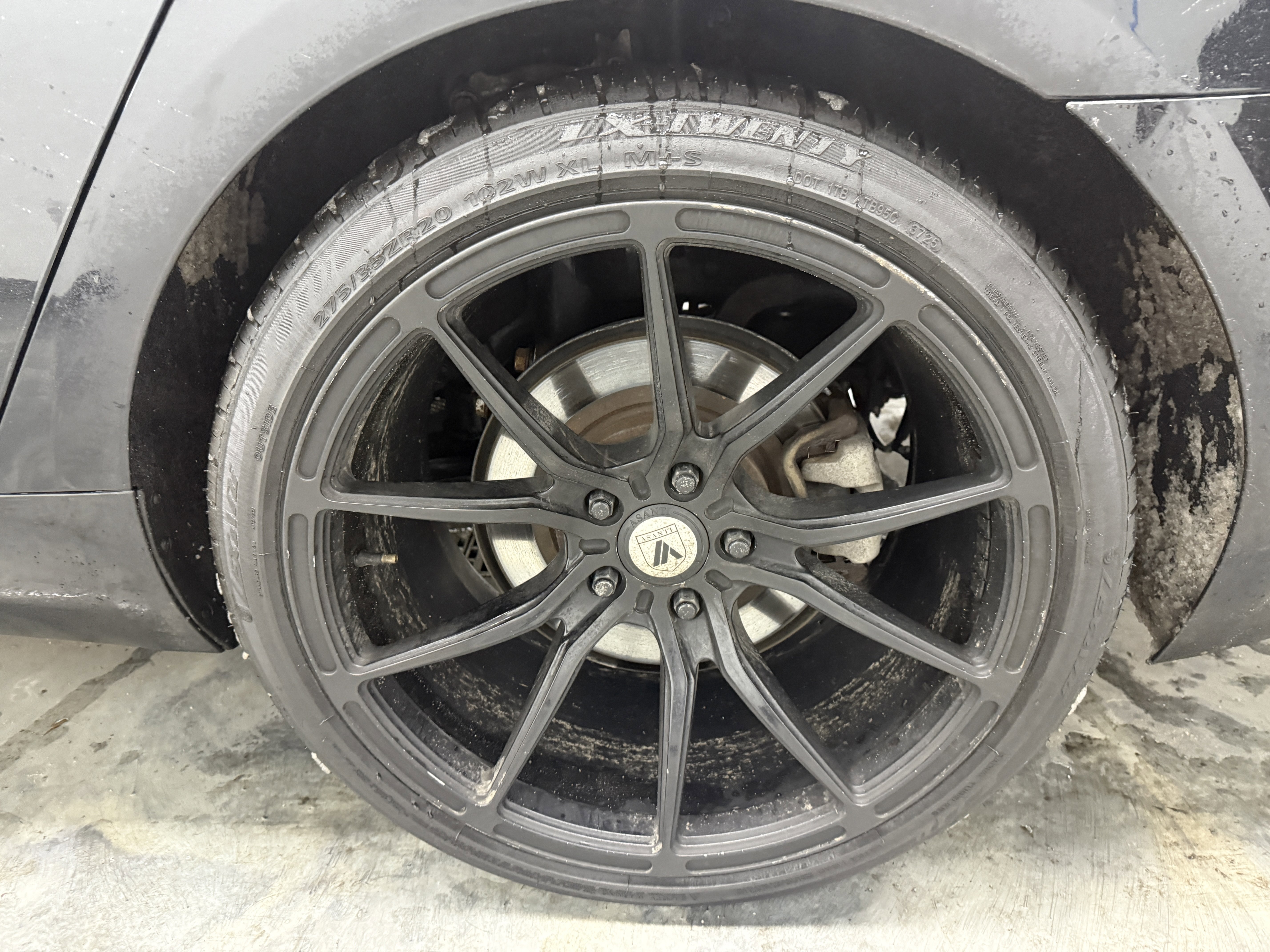 Used 2013 Cadillac XTS Luxury w/ Driver Awareness Package image 25