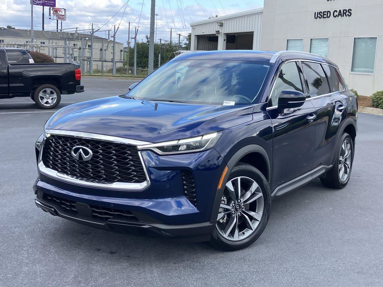 Used 2023 INFINITI QX60 Luxe w/ Vision Package