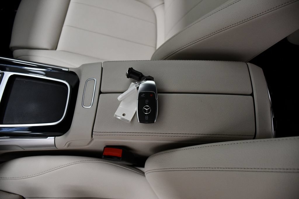 Certified 2026 Mercedes-Benz GLB 250 4MATIC image 24