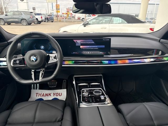 Used 2024 BMW 740i xDrive 740i xDrive image 11