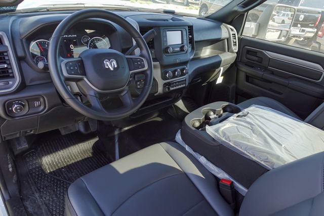 New 2024 RAM 3500 Tradesman w/ Chrome Appearance Group image 13