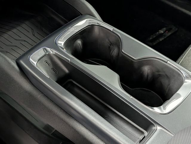 New 2026 Chevrolet Equinox EV LT image 22