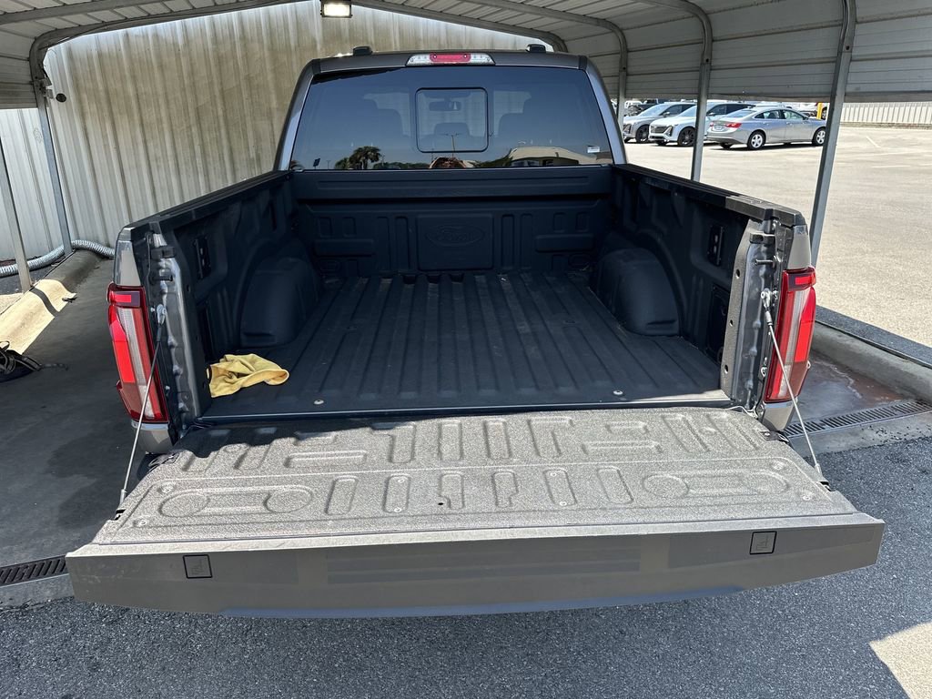 Used 2024 Ford F150 Lariat w/ FX4 Off-Road Package AWD/4WD image 32
