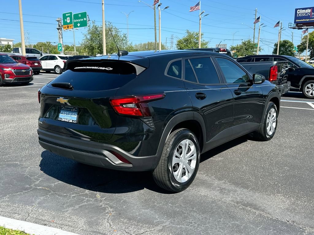 Used 2024 Chevrolet Trax LS image 6