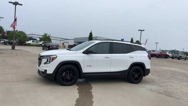 Used 2022 GMC Terrain AT4 w/ Infotainment Package II AWD/4WD image 5