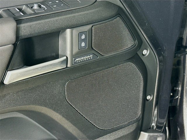 Certified 2025 Land Rover Defender 110 V8 image 21