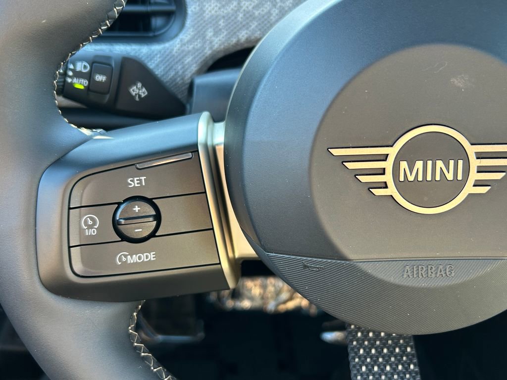 Used 2025 MINI Cooper S image 19