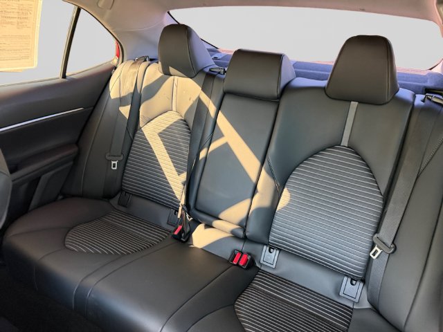 Used 2024 Toyota Camry SE FWD image 13