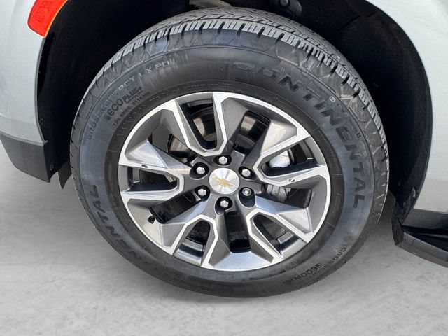 Used 2023 Chevrolet Suburban LS RWD image 23