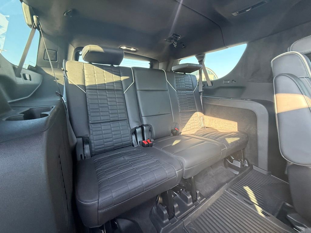 Used 2025 Cadillac Escalade ESV Sport Platinum image 35