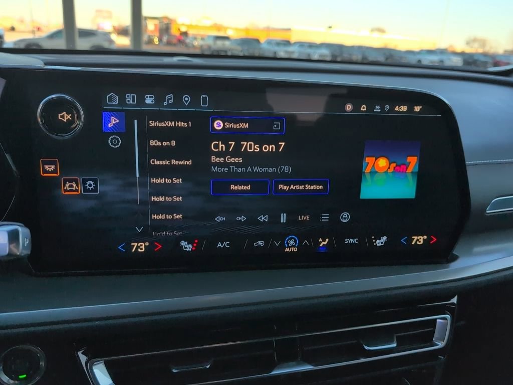 Used 2026 Chevrolet Traverse LT image 19