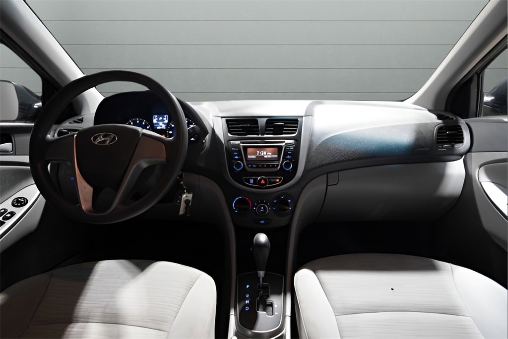 Used 2017 Hyundai Accent SE image 30