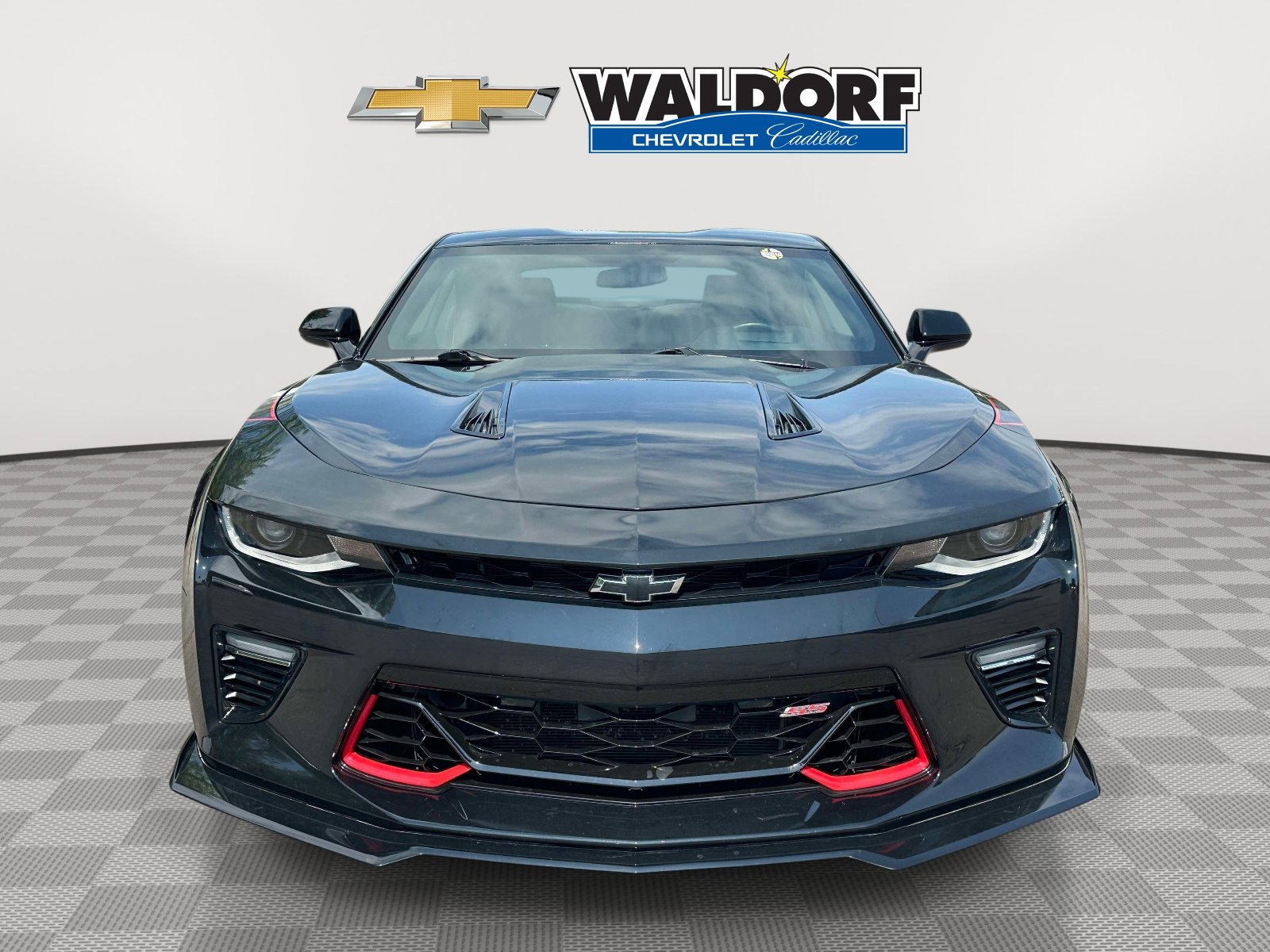 Used 2018 Chevrolet Camaro SS w/ Redline Edition RWD image 2
