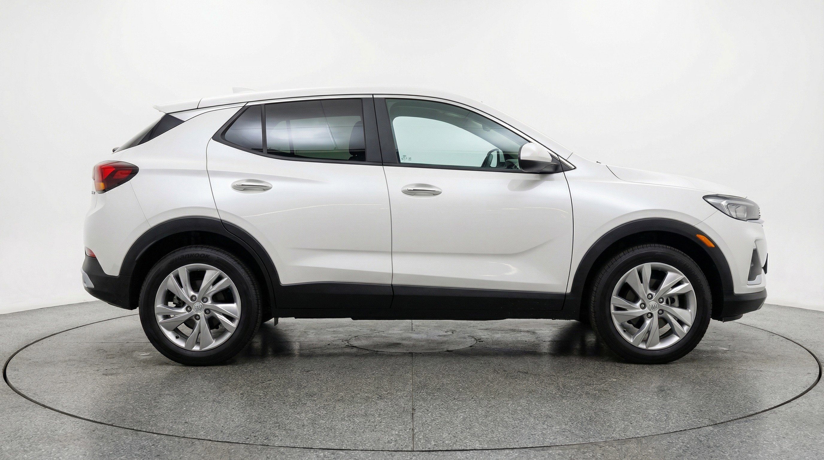 Used 2025 Buick Encore GX Preferred image 11
