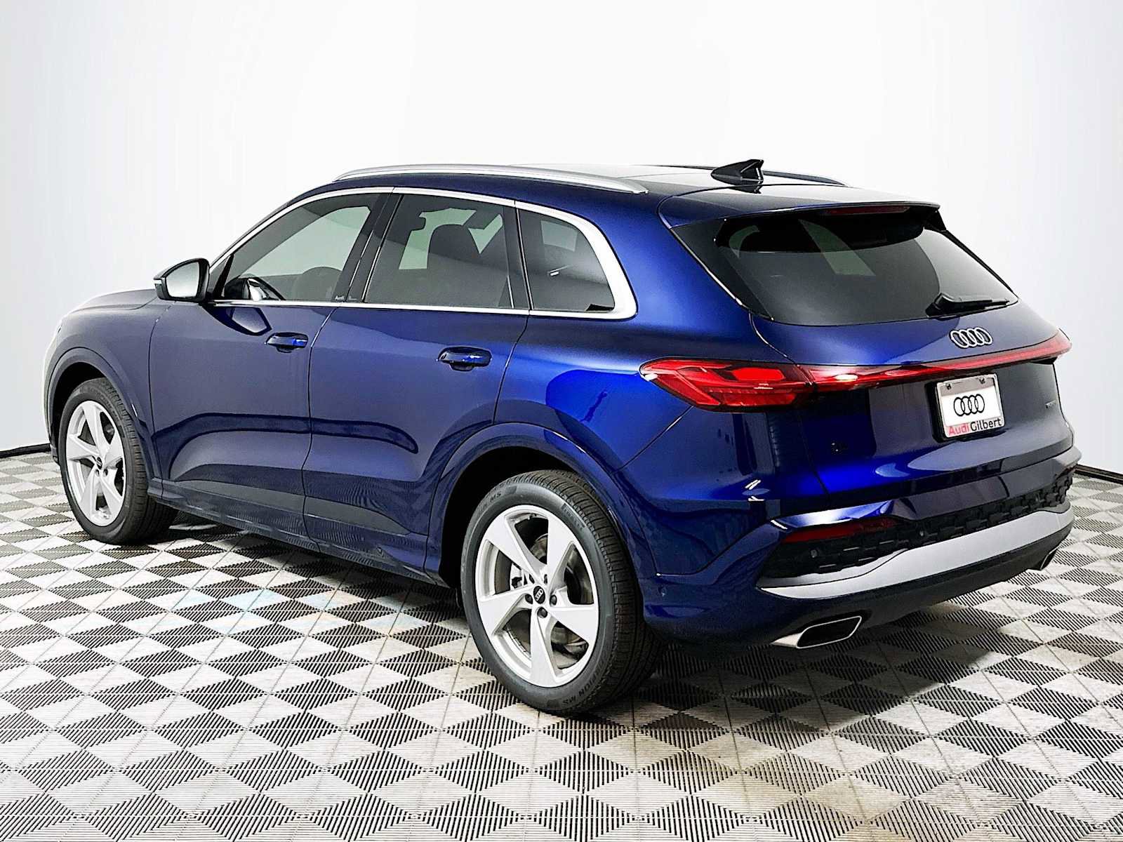 New 2025 Audi Q5 Prestige image 6