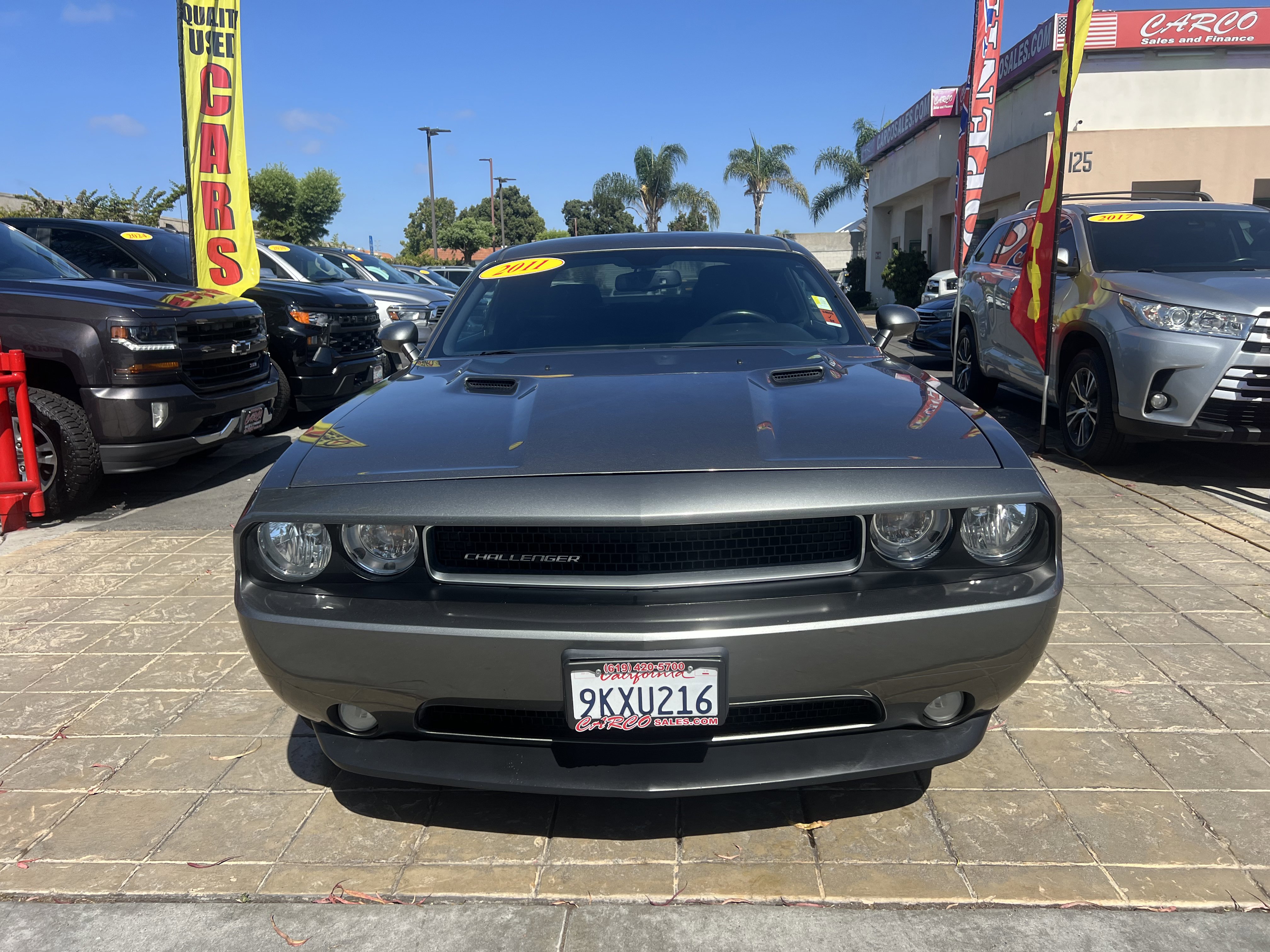 Used 2011 Dodge Challenger R/T RWD image 3