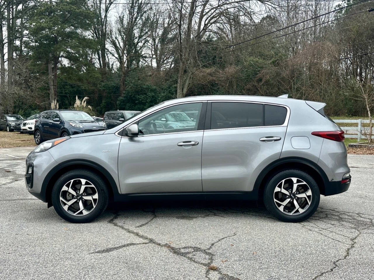 Used 2021 Kia Sportage LX AWD/4WD image 4