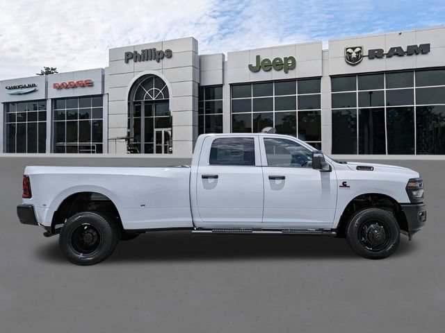 New 2026 RAM 3500 Tradesman AWD/4WD image 2