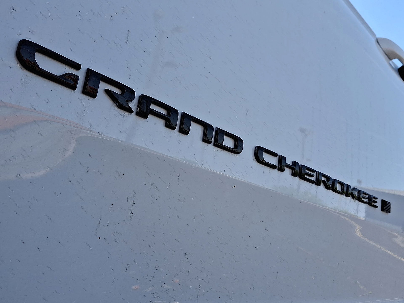 Used 2023 Jeep Grand Cherokee L Laredo AWD/4WD image 24