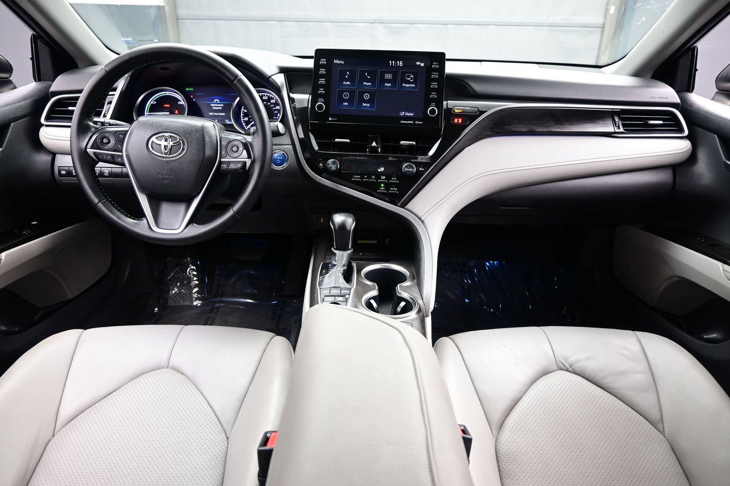 Used 2022 Toyota Camry XLE FWD image 15