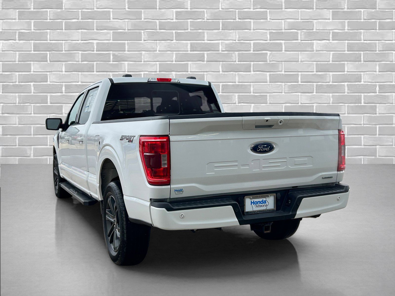 Used 2023 Ford F150 XLT w/ Equipment Group 302A High image 3