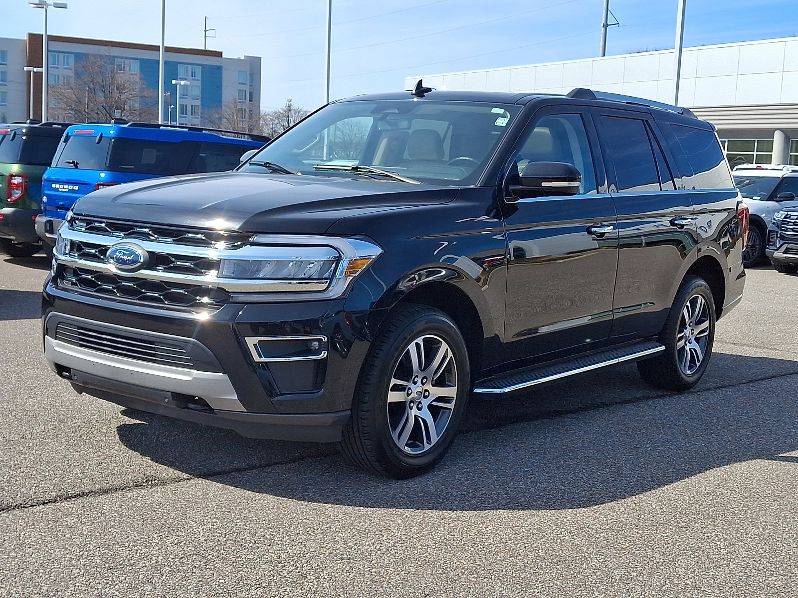 Certified 2023 Ford Expedition Limited image 5