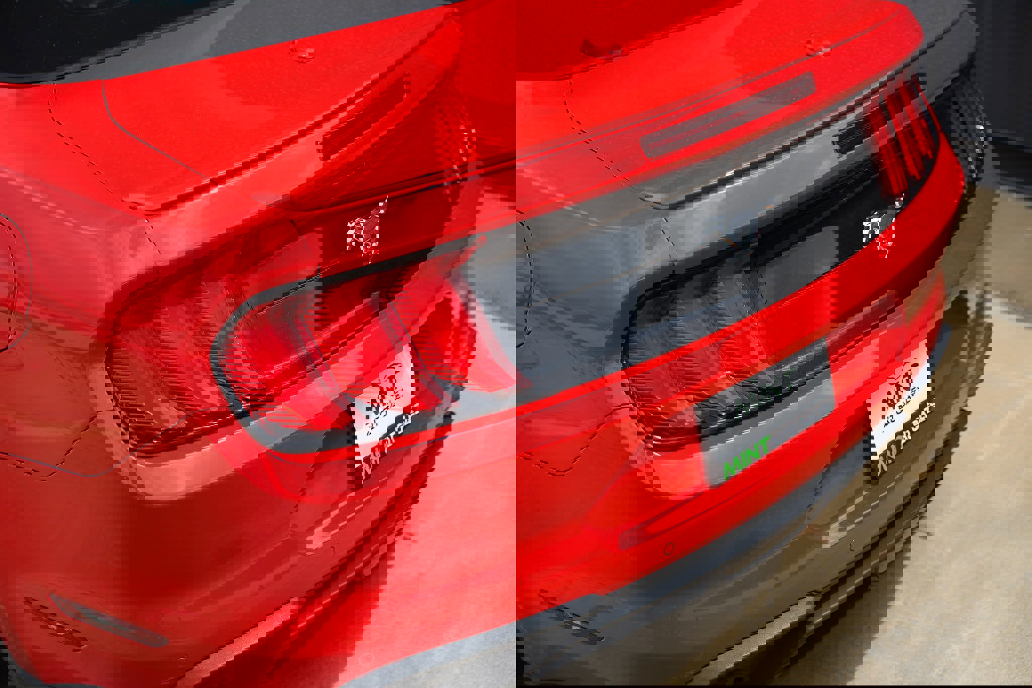 Used 2020 Ford Mustang Premium image 40