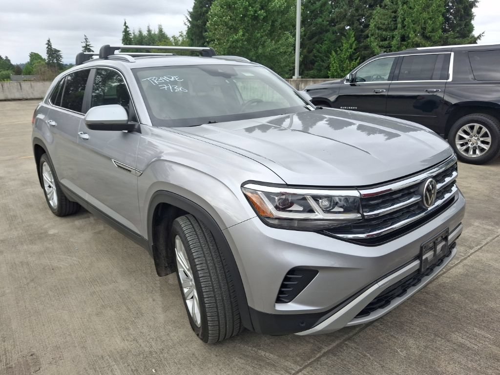 Used 2020 Volkswagen Atlas Cross Sport SEL AWD/4WD image 2