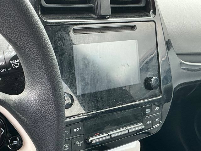 Used 2016 Toyota Prius Two FWD image 28