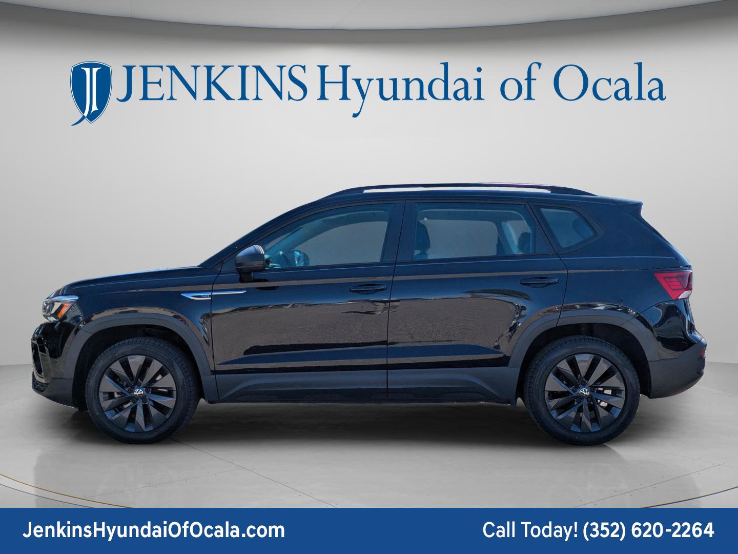 Used 2022 Volkswagen Taos S image 7