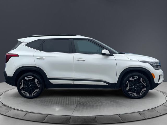Used 2024 Kia Seltos SX w/ SX Sunroof Package AWD/4WD image 6