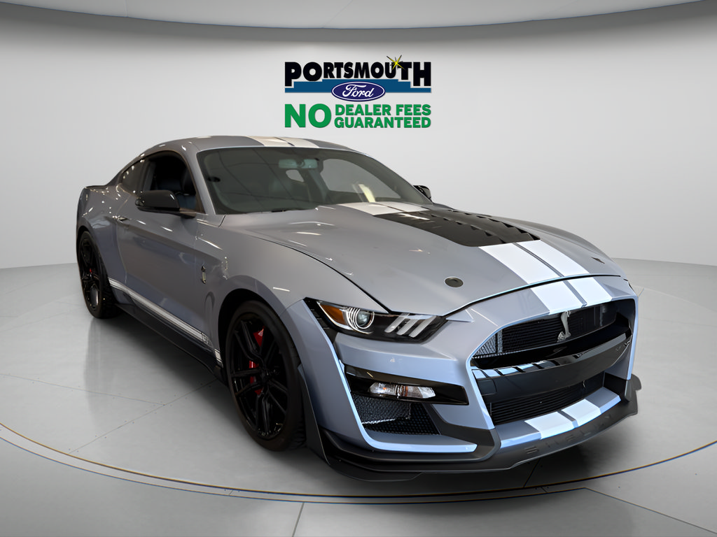 Used 2022 Ford Mustang Shelby GT500 w/ Technology Package RWD image 27